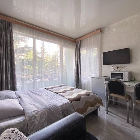 Apartment Studio Maksim Batumi Exterior photo