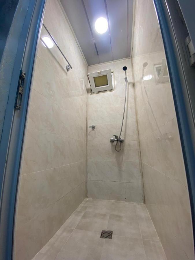 Apartment Studio Maksim Batumi Exterior photo
