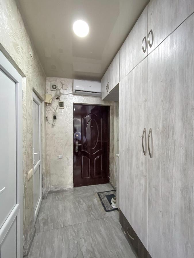 Apartment Studio Maksim Batumi Exterior photo
